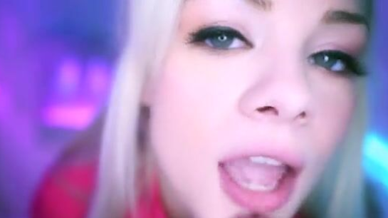 Gorgeous Blowjob Queen Knows How To Pleasure Cock Perfectly!