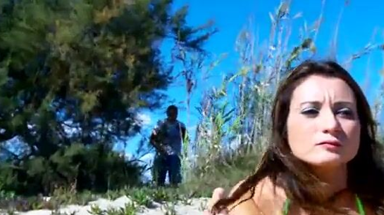 Tanned Miami Slut Teases Him On The Beach