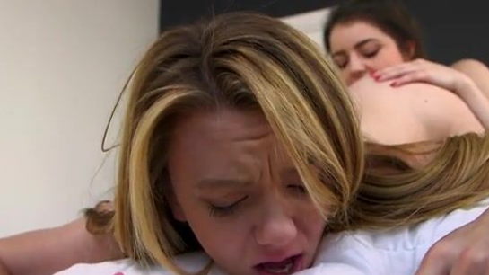 She Licks And Fingers Brunette's Wet Pussy!
