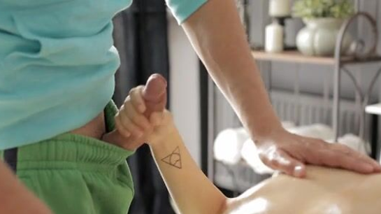 Pickup Artist Turns Erotic Massage Into Rough Fuck!