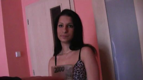 Amateur Guy Pays Brunette For Hot Homemade Sex Session!