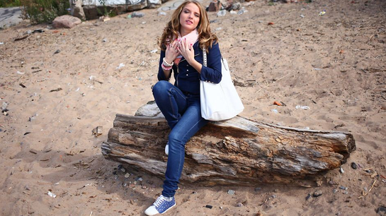 Russian Dude Fucks His Girl Hard On A Beach Log!