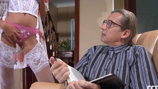 Horny Woman Seduces Nerdy Guy And Fucks Him Instead Of Studying!