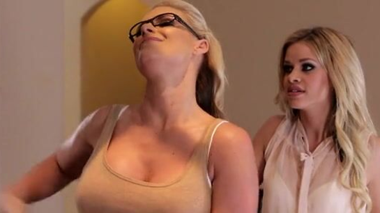 Mature MILF Breaks In And Vibrator-Fucks The Housewife!