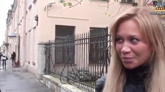 Pickup Guys Convince Cute Olya To Get Fucked!
