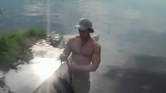 Pickup Artists Gave A Girl A Smoke And Fucked Her Hard In The Bushes!