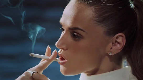 Tori Loves Cocaine Sex And Seduced The Agent With Her Strict Side!