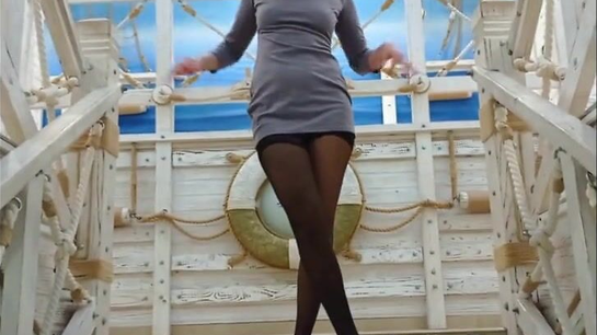 Married Woman Seduces The Photographer And Cheats On Hubby!