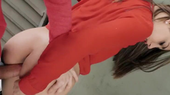 Stranger Talked Her Into Sex For Money And Skipped The Date!
