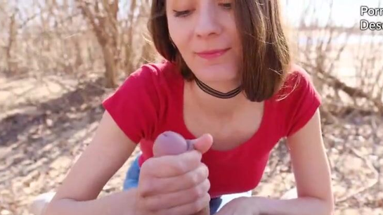 Picked Up Cute Girl On Bench And Made Her Cum Hard!