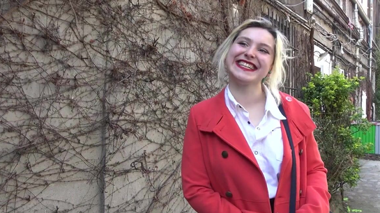 19 Year Old Parisian College Girl Flirts With A Stranger!