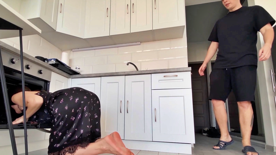 Stuck Russian Girl Begs Neighbor For "Help" And Gets Fucked Hard!