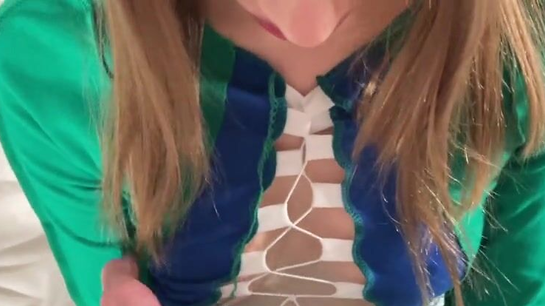 Best Friend's Girlfriend Came Over And Gave Me A Sneaky Blowjob!