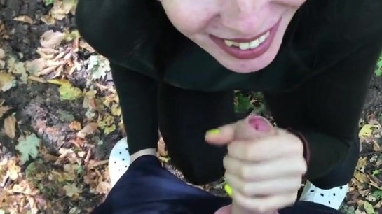 Horny Russian Woman Gets Fucked During Forest Walk!