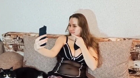 Chubby Russian Girl Meets Guy Online And Fucks Him At Home!