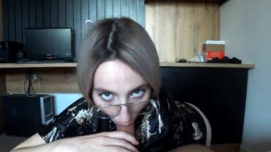 He Fucked His Young Stepmom On The Table And Came In Her Mouth!