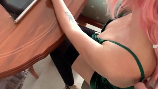 Boss Fucks His Hot Secretary Right In The Middle Of The Workday!