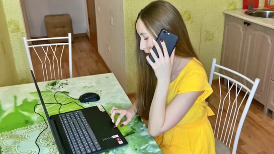 My Laptop Broke So I Called My Friend For Some "Help"!