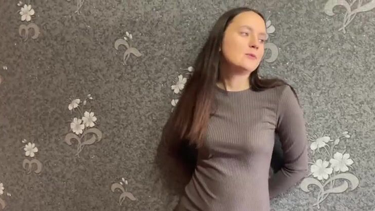 Hot Realtor Fucked Her Client Hard On The Empty Apartment For Rent!