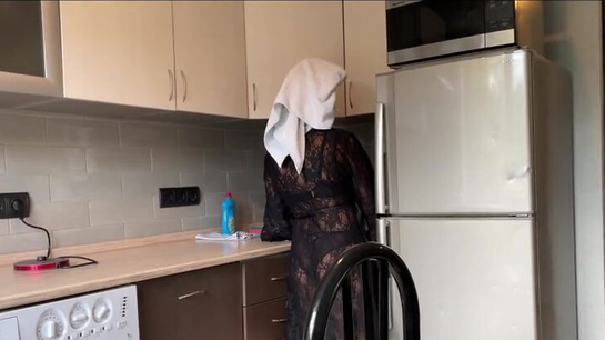 Quick Fuck With My Friend's Hot Girlfriend While He Was In The Shower!