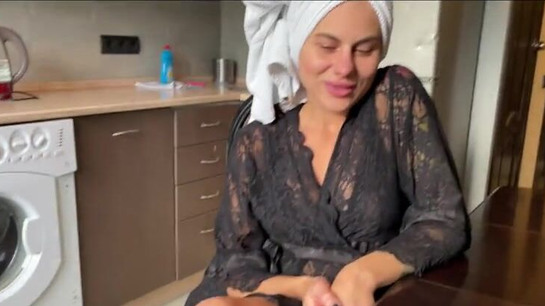 Quick Fuck With My Friend's Hot Girlfriend While He Was In The Shower!