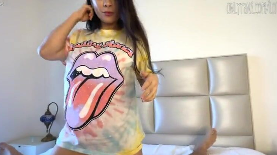 Her Horny Pussy Couldn't Wait - Needed Dick Now!