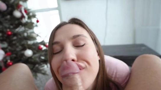 Lucky Dude Can Pound His Hot Girlfriend Anytime!