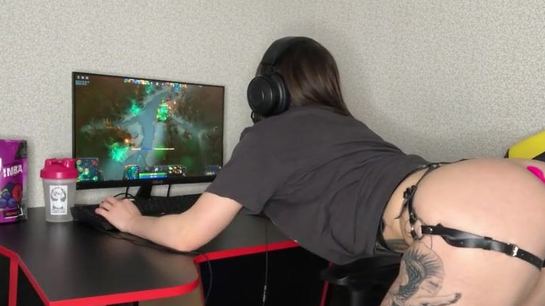 Played Dota All Day Then Suddenly Needed To Get Fucked!