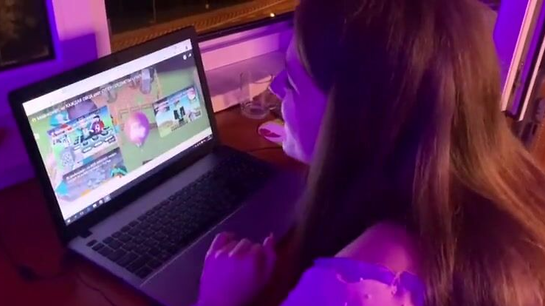 He Fucked His Girlfriend While She Was At The Computer!
