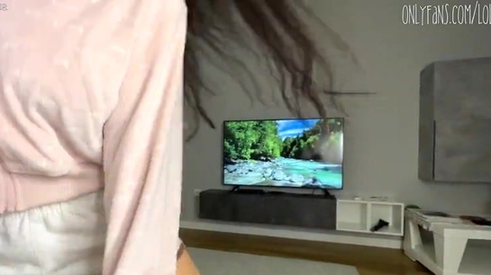 Took Wife To Switzerland... She Rewarded Him With Hot Blowjob!