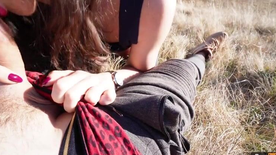 Young Couple Can't Resist Fucking Passionately Outdoors!