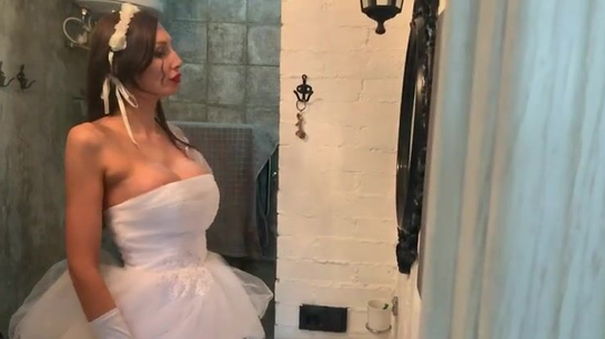 Mature Bride Cheats On Fiancé With Stranger Before Wedding!