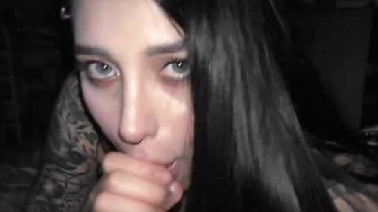 Beautiful Stepsister Sucked My Cock Secretly!