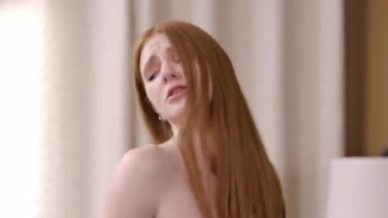 Naked Stepsister Came For Orgasm!