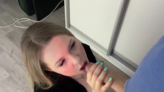 Tinder Slut Sucked My Big Dick On Our Very First Date!
