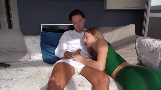 She Shared Her Boyfriend's Big Cock With His Young Stepmom!