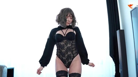 She Seduced Him In Lingerie And Fucked Him On The Floor!