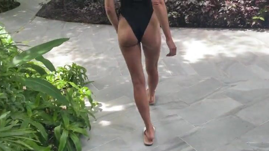 Didn't Have To Seduce Her Long... Fucked Young Stepmom In Toilet!