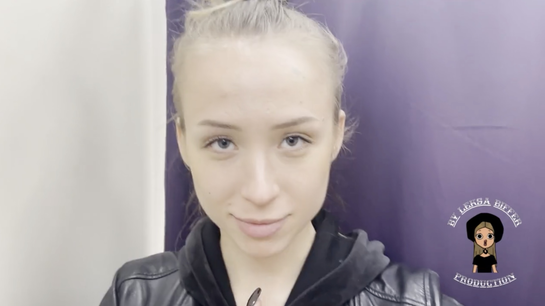 Offered her an iPhone for a blowjob... she sucked me dry right away!