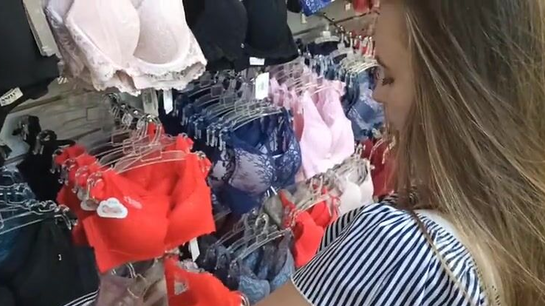 Sucked My Dick In The Fitting Room After Shopping Spree!