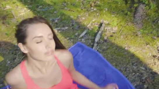 Fucked a Hot Girl Deep in the Woods Under the Birds Chirping!