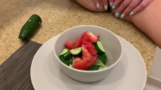 Mature MILF Squirt Everywhere While Making Salad in the Kitchen!