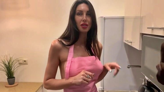Mature MILF Squirt Everywhere While Making Salad in the Kitchen!