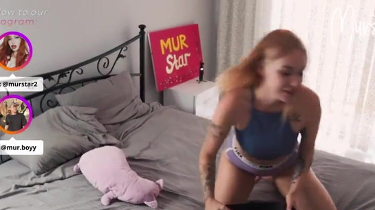 Horny Wife Sucked Off The Delivery Guy Right At The Door!