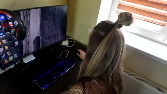 Can't Stop Scrolling Instagram Even While Riding His Cock!