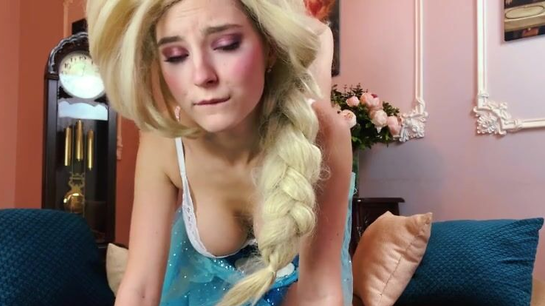 Eva Elfie Fucked Like A Total Whore In Hot Cosplay Session!