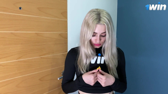 Bella Only Wants It Deep In Her Tight Ass!