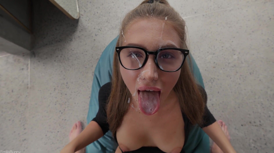 Sexy Secretary Cheats on BF with Her Hot Boss!