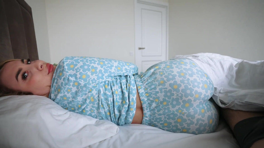 Filmed My Girlfriend Giving a Sloppy Home Blowjob...